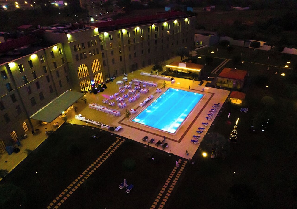 Hilton Malabo 5/46