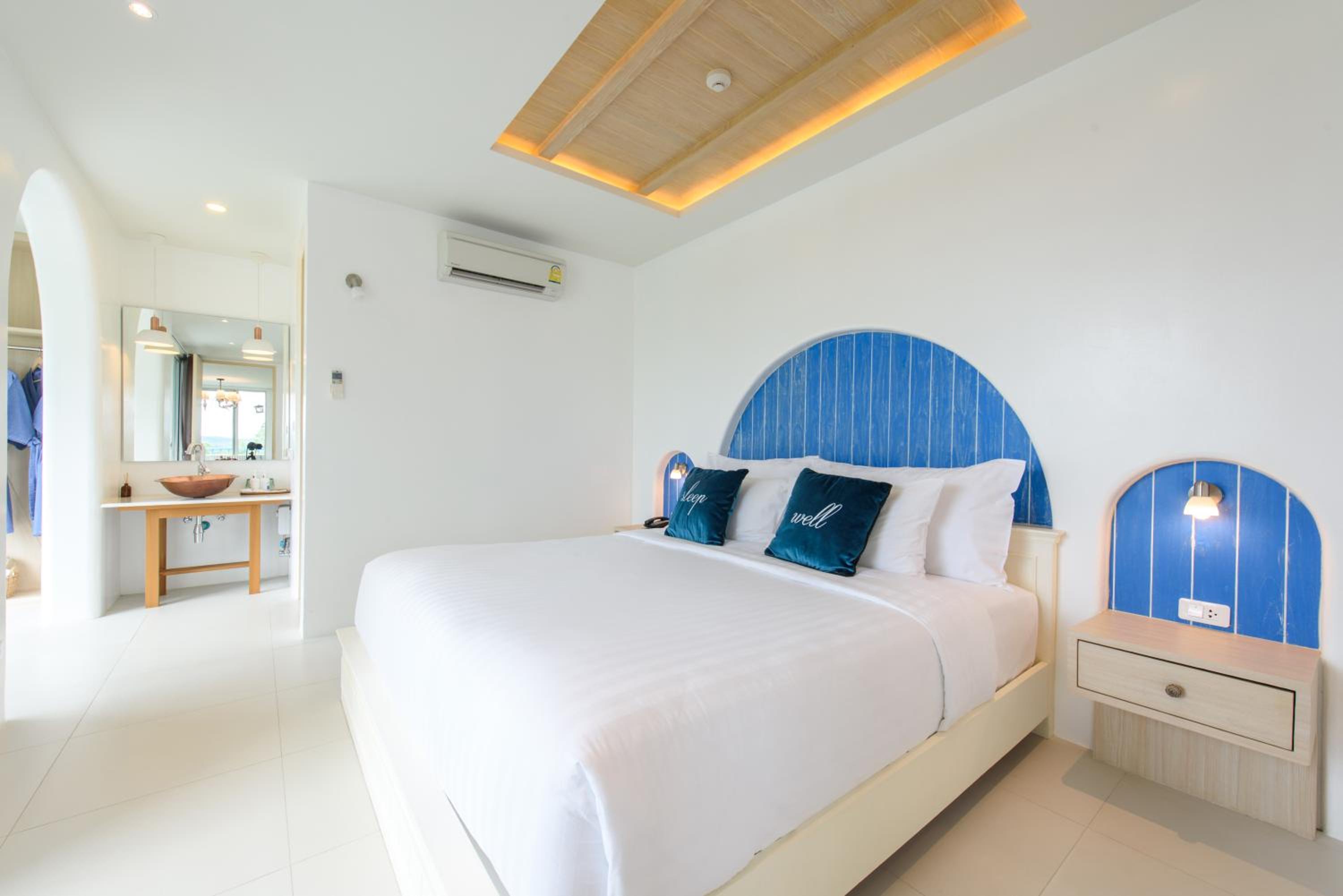 2 Bedrooms, Suite, Hot Tub