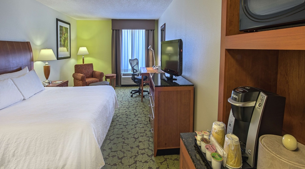 Hilton Garden Inn Huntsville Space Center 8/55