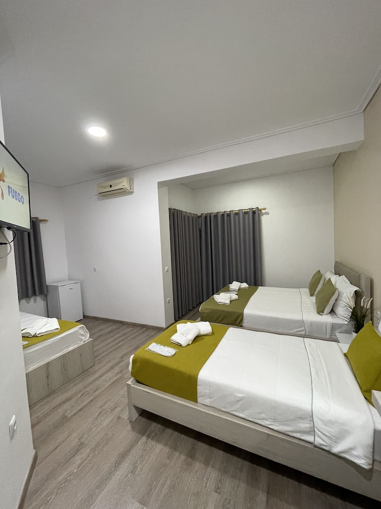 Relax Mea Hotel 8/50