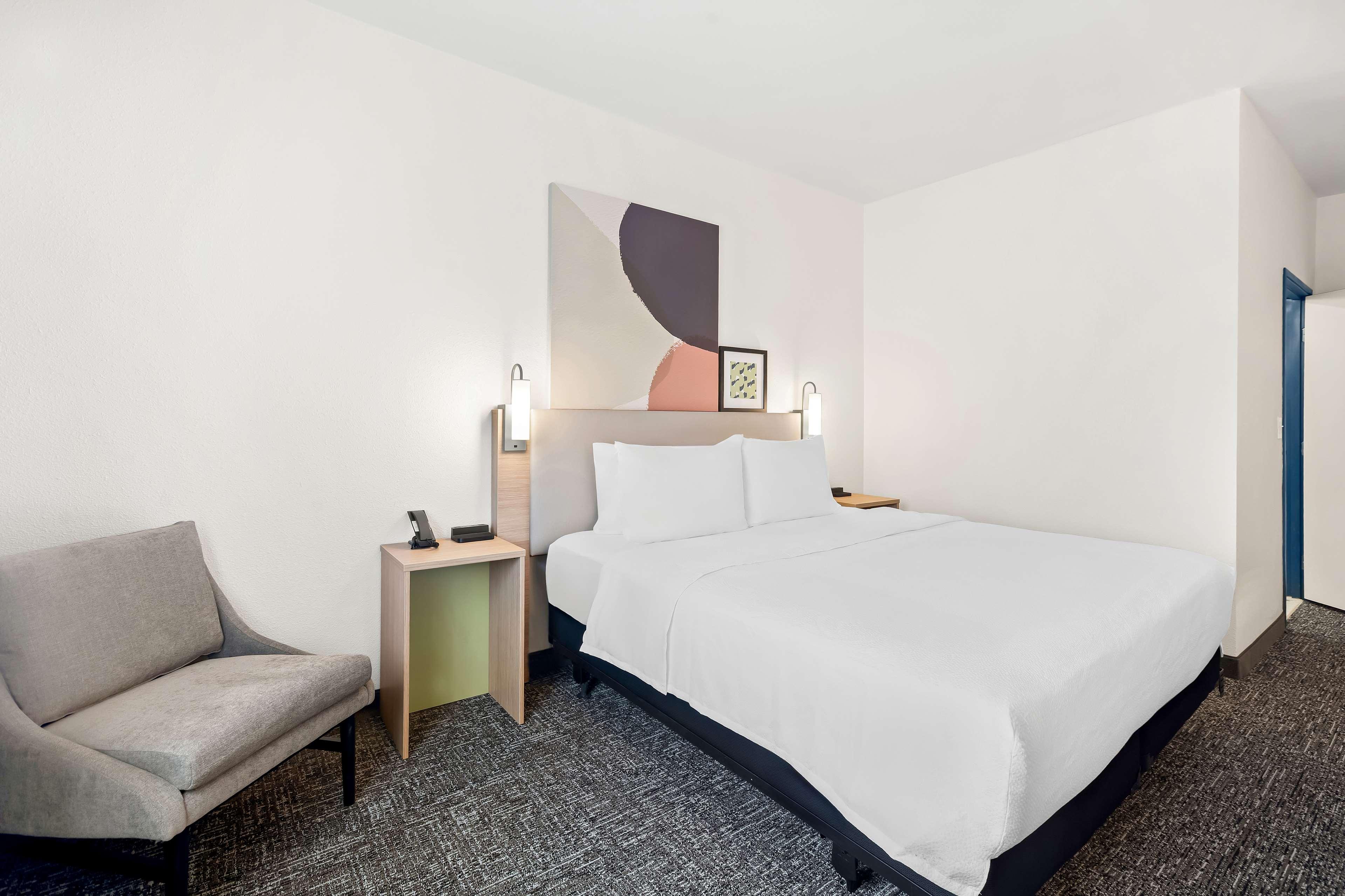 Room, Double Bed, Accessible
