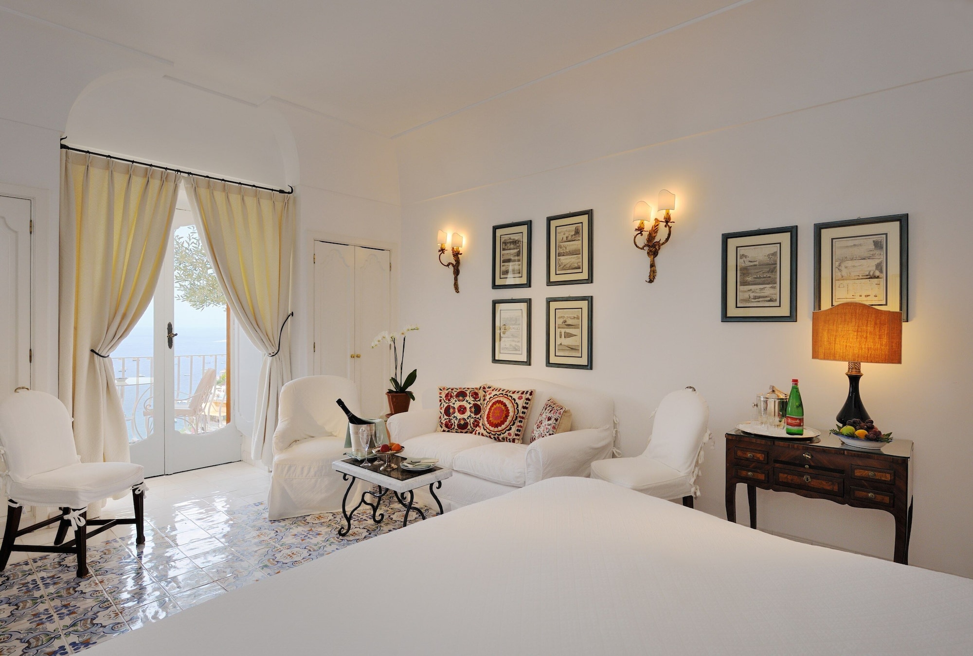 DELUXE, SEA VIEW