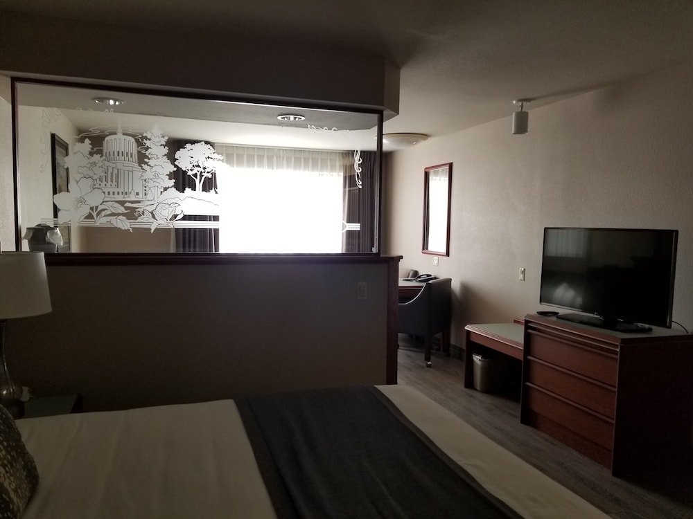 Shilo Inn Suites Salem 26/37