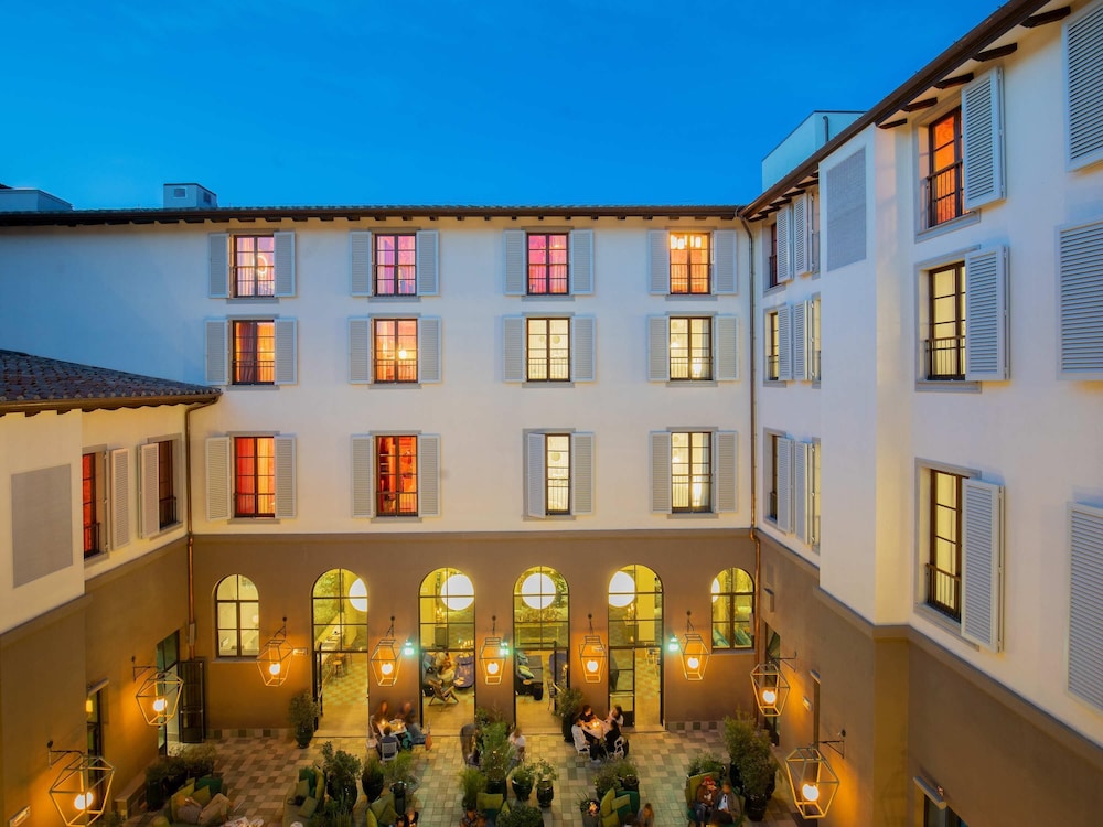 25hours Hotel Piazza San Paolino 5/60
