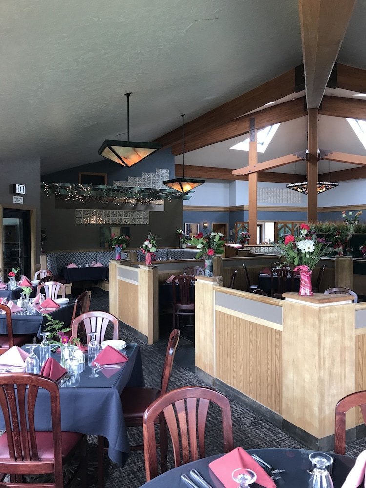 Mount Shasta Resort 46/63
