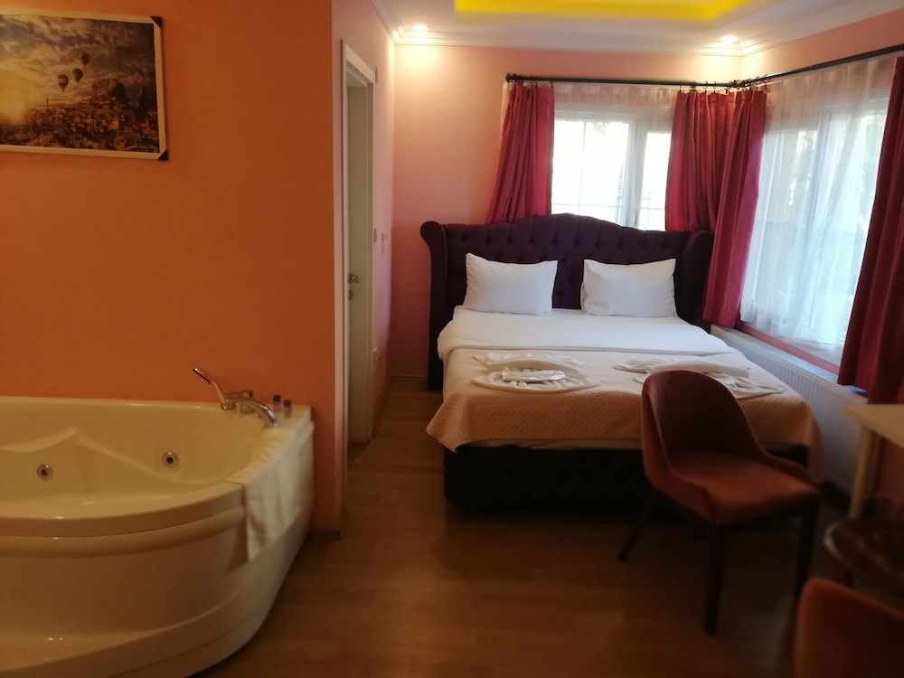 Alesta Butik Otel 7/36