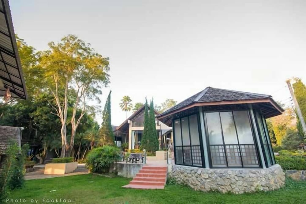 Season Namkorn Resort 7/21