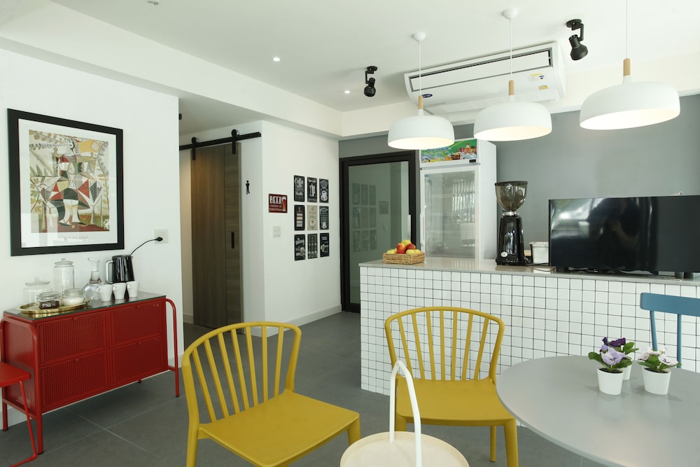Port Canary Hotel 37/49