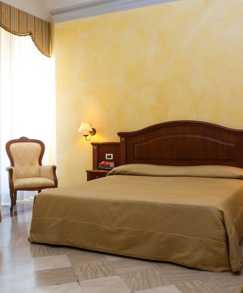 Villa Tuscolana Park Hotel 20/77
