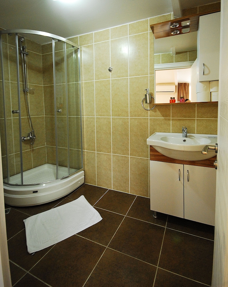 COMFORT HOTEL TAKSIM 43/49