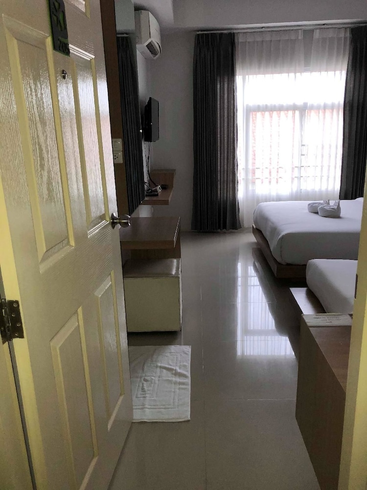 Tonkok Hotel 29/36