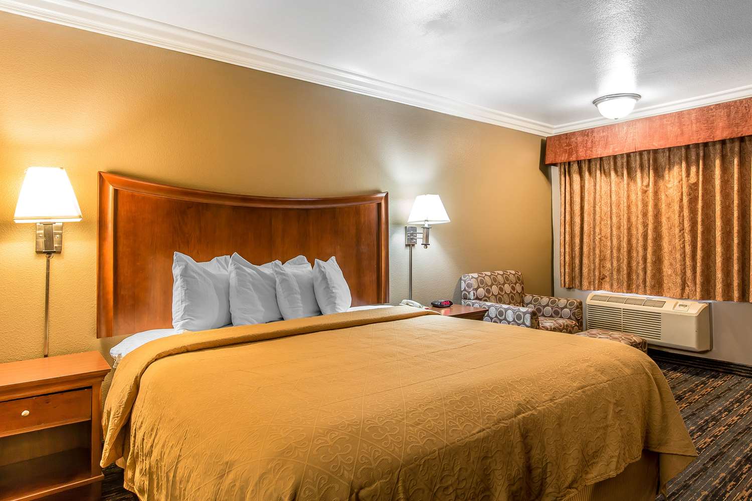 Quality Inn Lake Elsinore 17/51