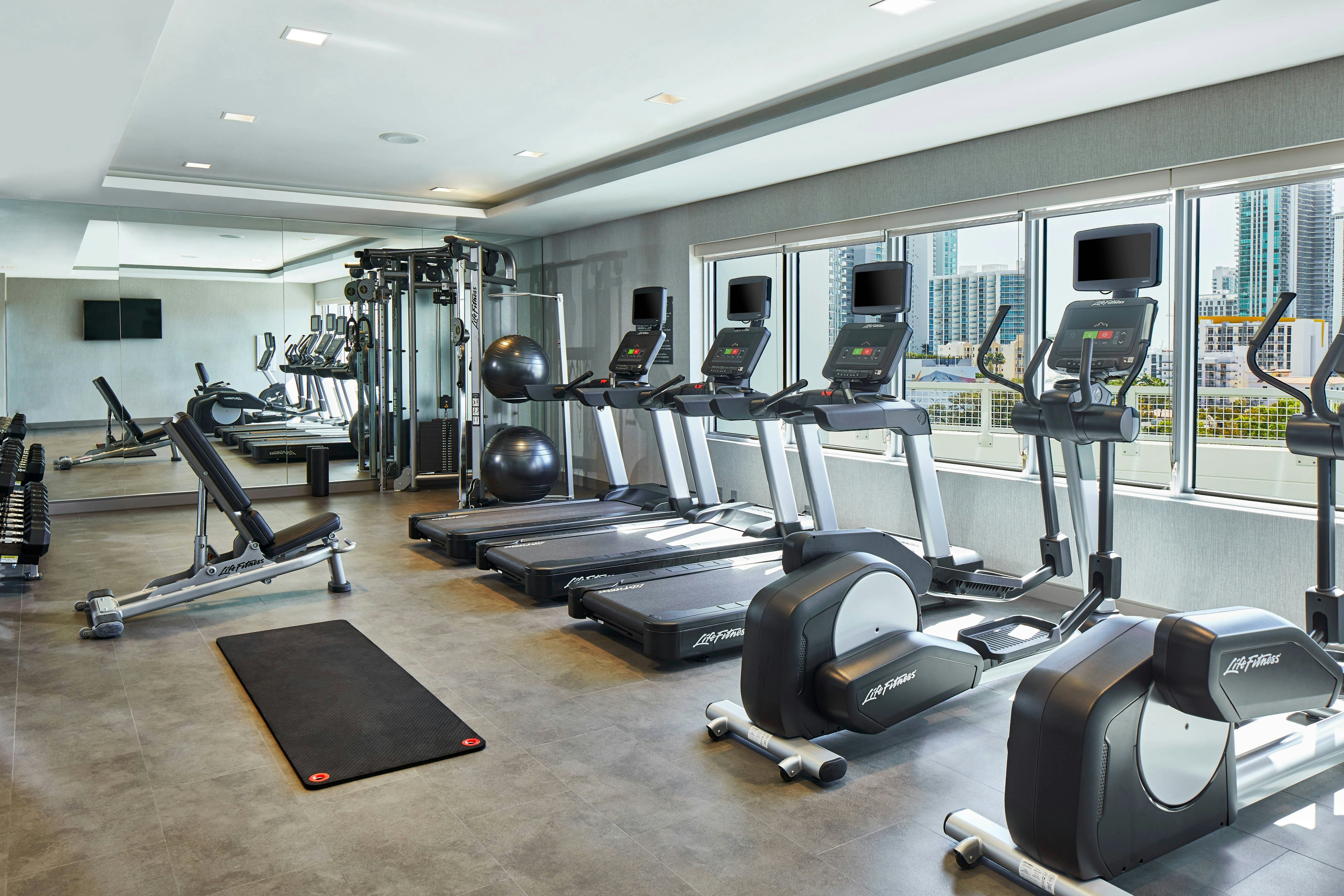 Ac Hotel By Marriott Miami Wynwood 40/61