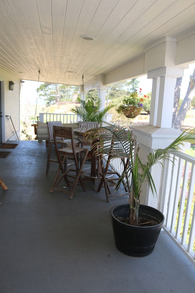 Back Bay Inn 26/50