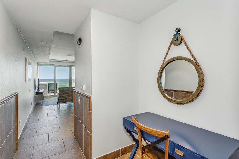 Beach Club 9/50