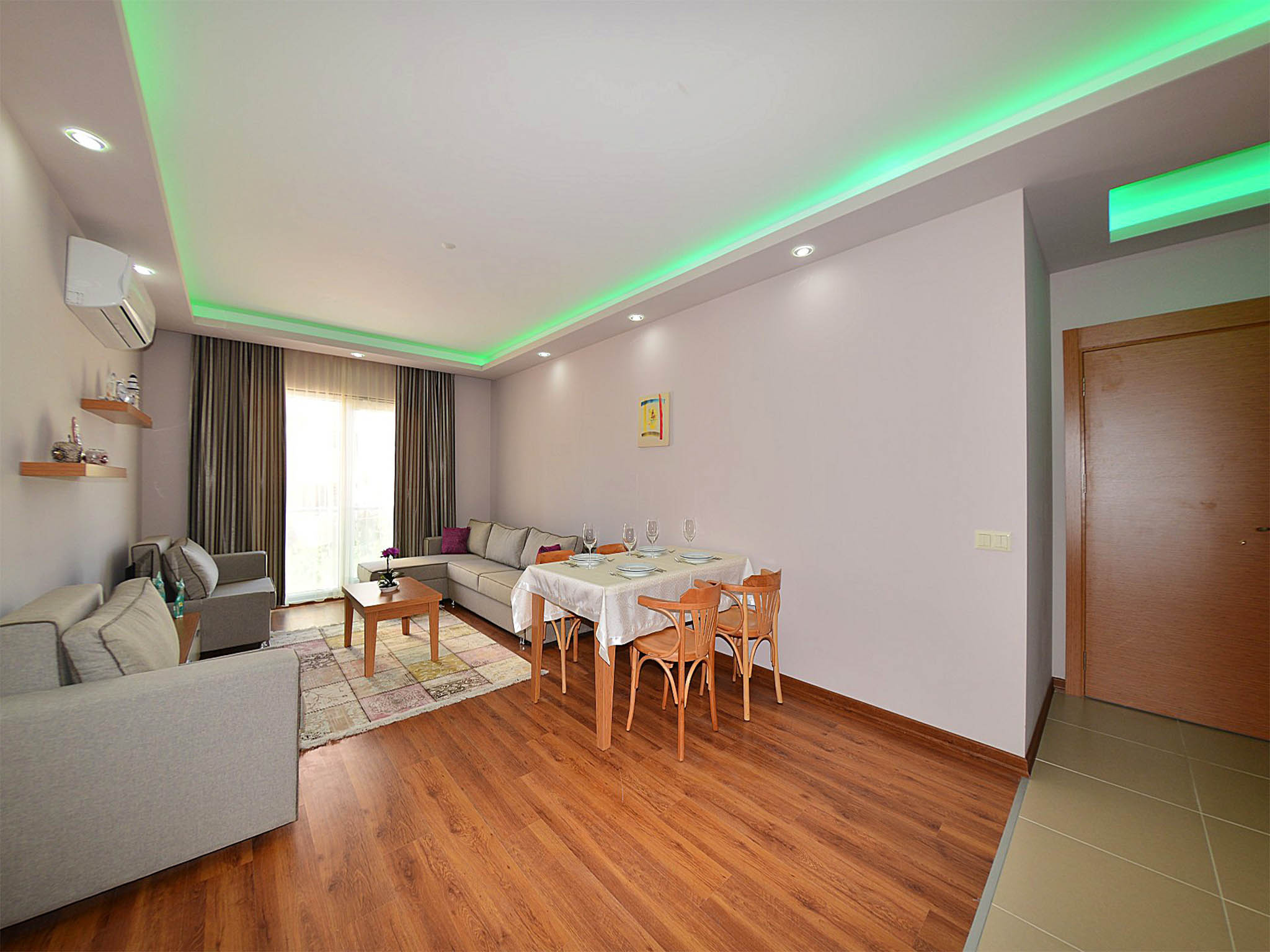 The Suites 89/100
