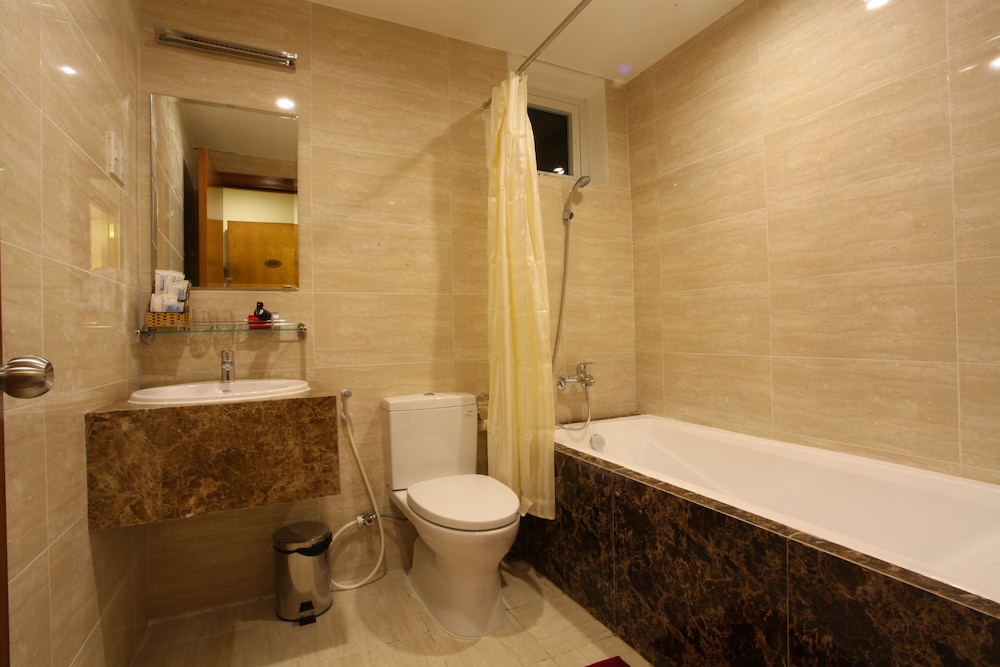 Nha Trang Wonderland Hotel 58/61