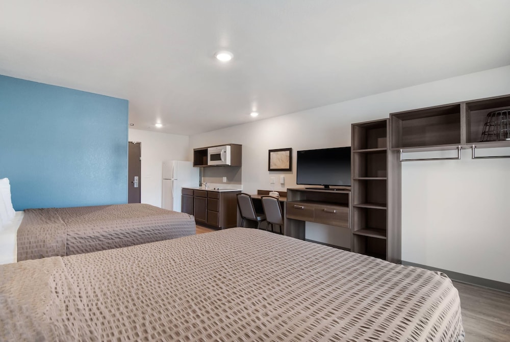 WoodSpring Suites Fort Mill 13/31