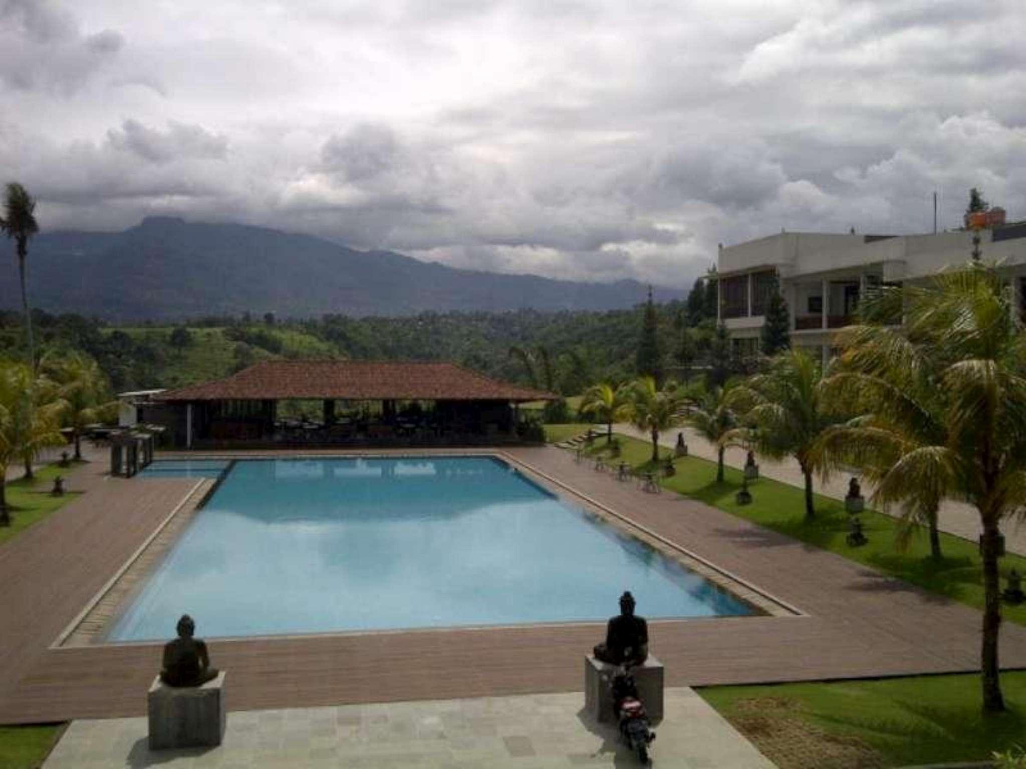 Jimmers Mountain Resort 34/39
