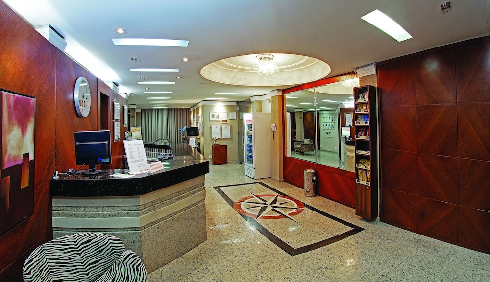 LIRA HOTEL 14/63