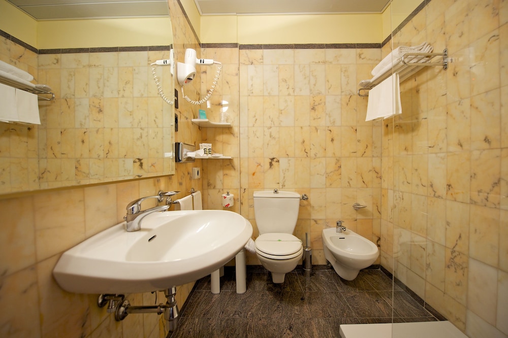 Mercure Reggio Emilia Centro Astoria 40/41