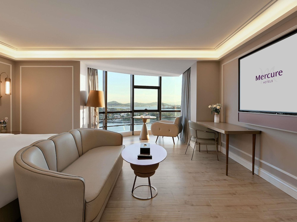 Mercure Xiamen On the Bund 40/58