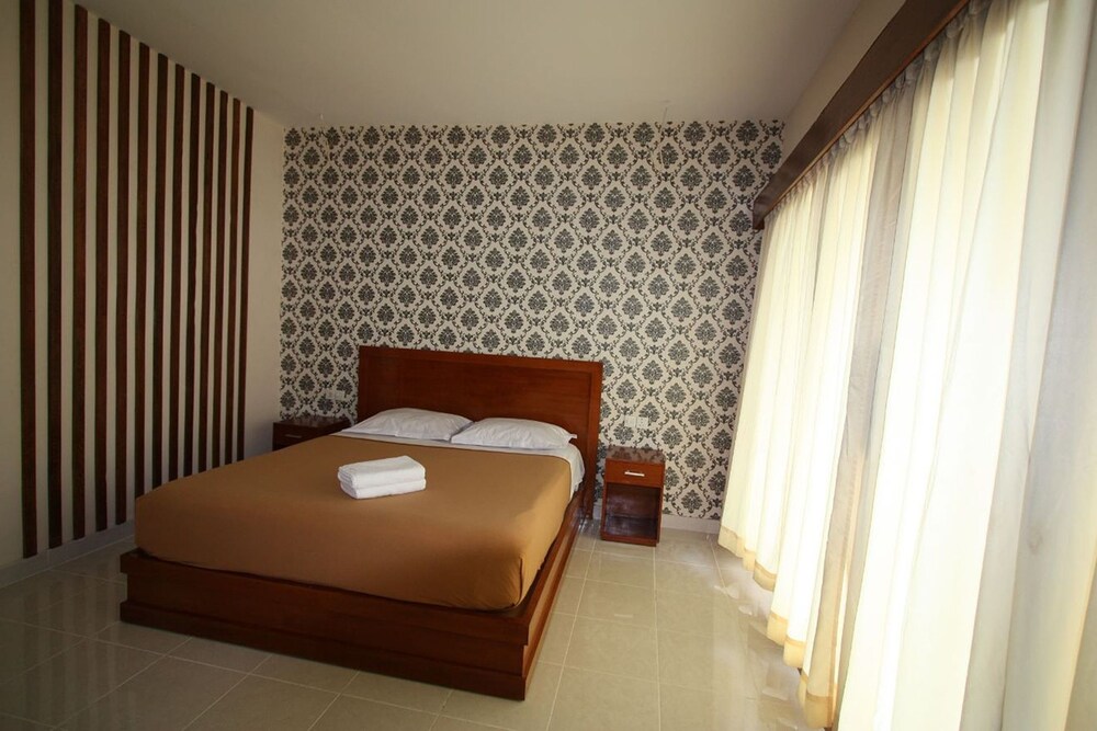 Suka Beach Inn 28/65