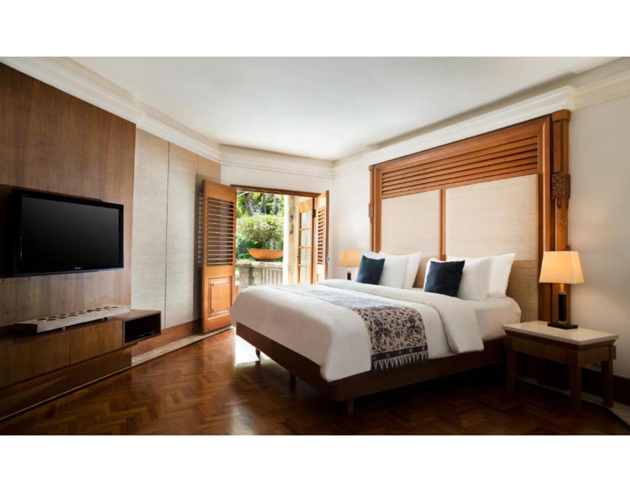 PALACE CLUB SUITE