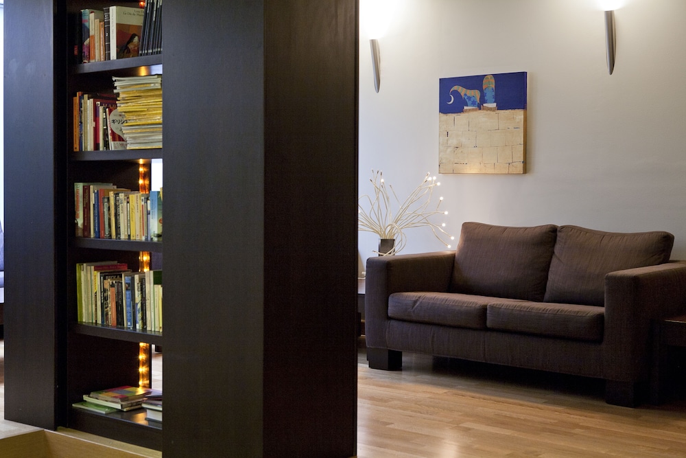 Hermes Hotel 34/42