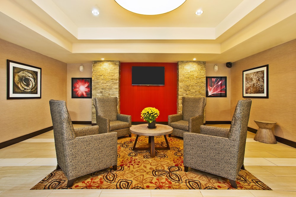 Holiday Inn Express Suites Springfield Dayton Area 31/45