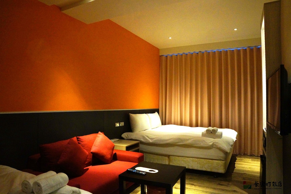 Colormix Hotel Hostel 37/47