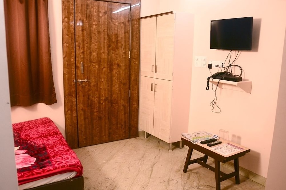 Hotel Parag 12/18