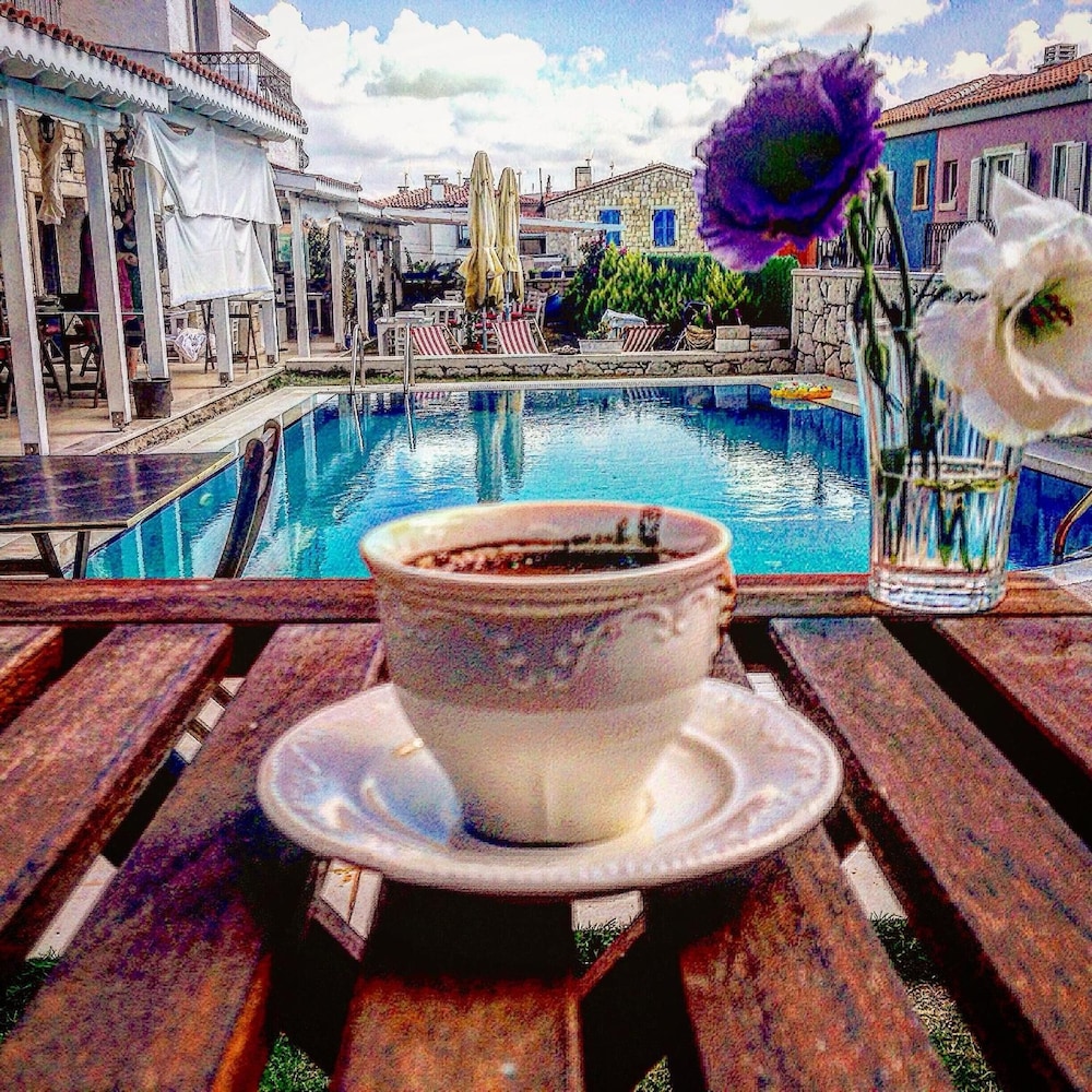 Alacati Alaris Otel 37/39