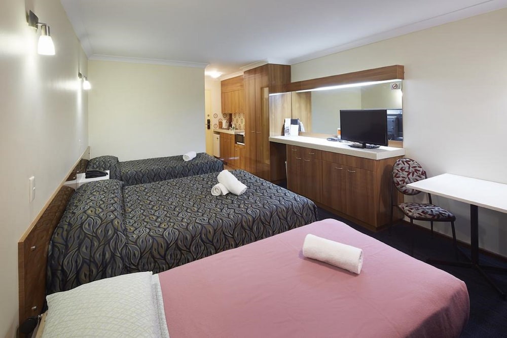 Windsor Lodge Como 18/48