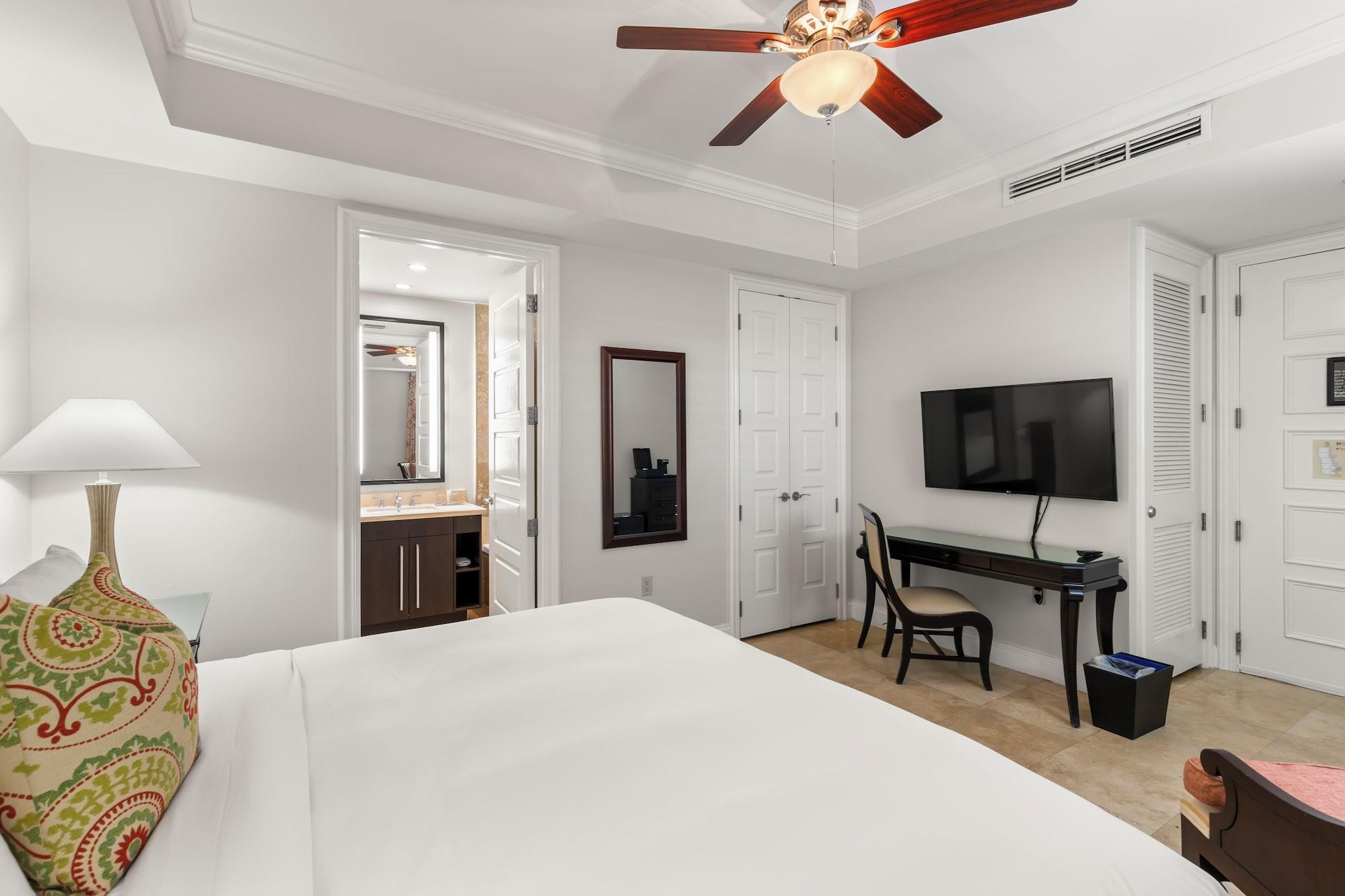 2 Bedrooms, Residence, Pool View