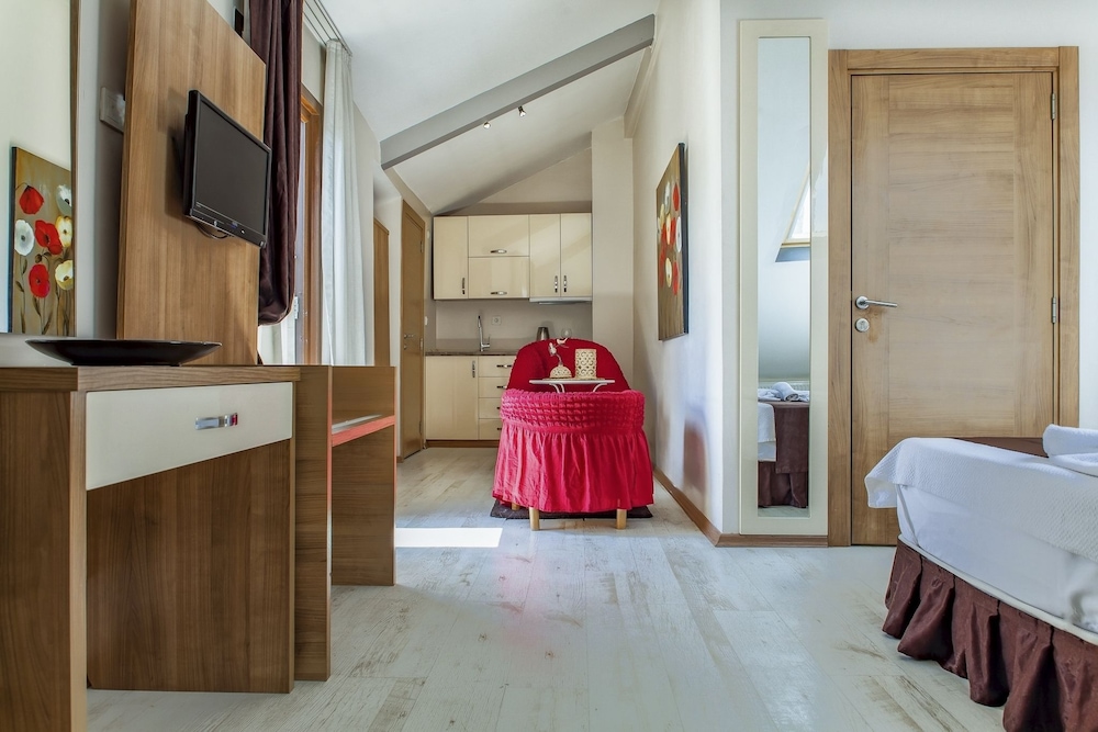 Kavalali Suites 49/50