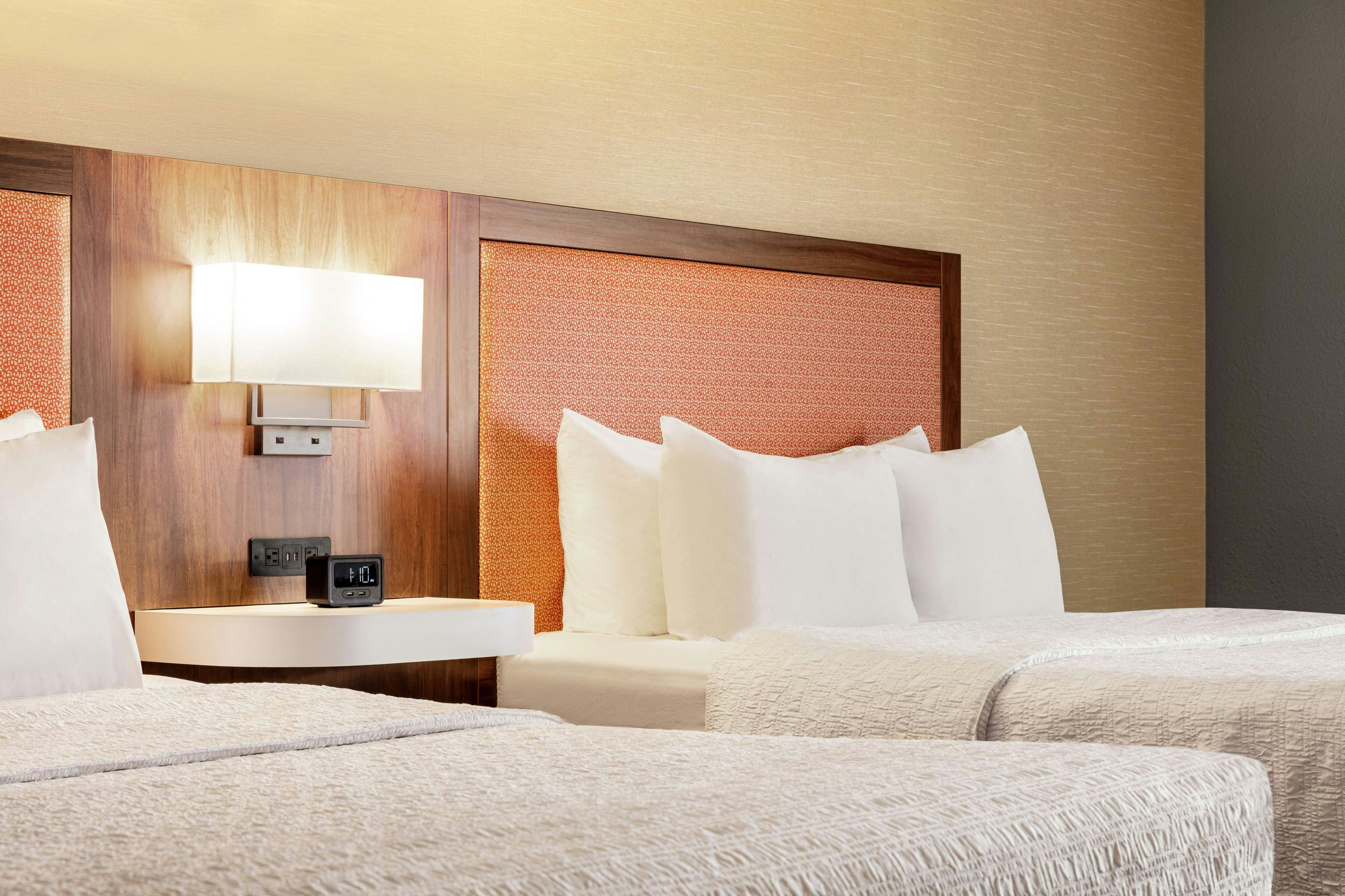 Hampton Inn & Suites Valparaiso 43/81