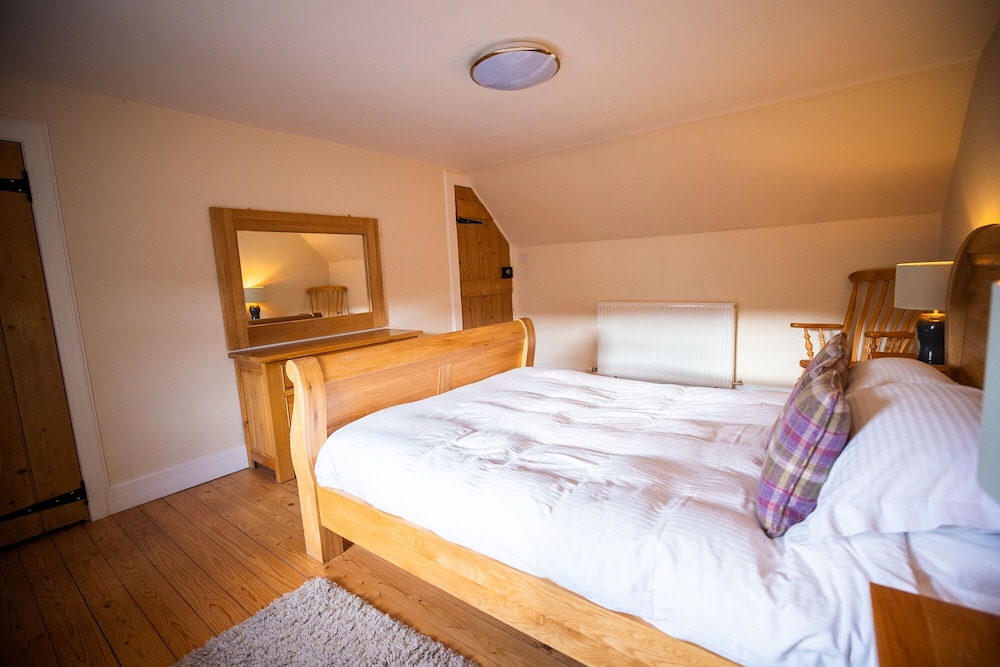 Errichel House and Cottages B&B 8/50