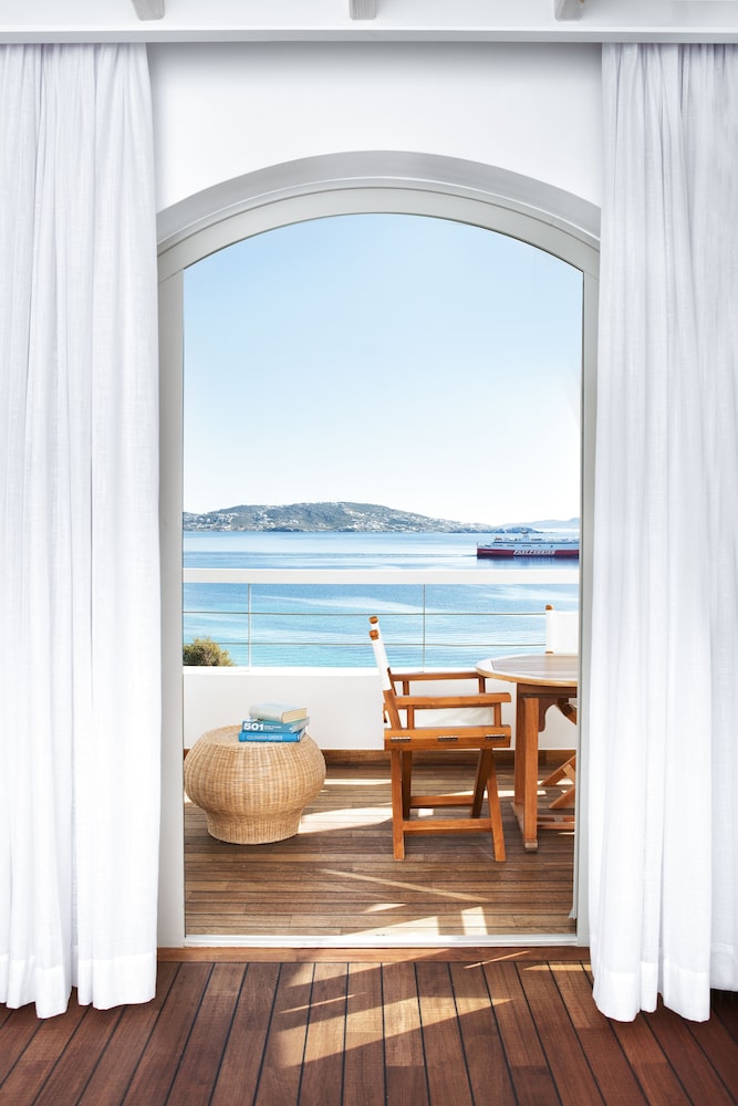 Grace Mykonos Hotel 53/86
