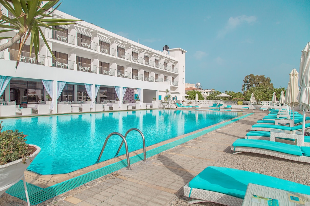 Sveltos Hotel 2/88