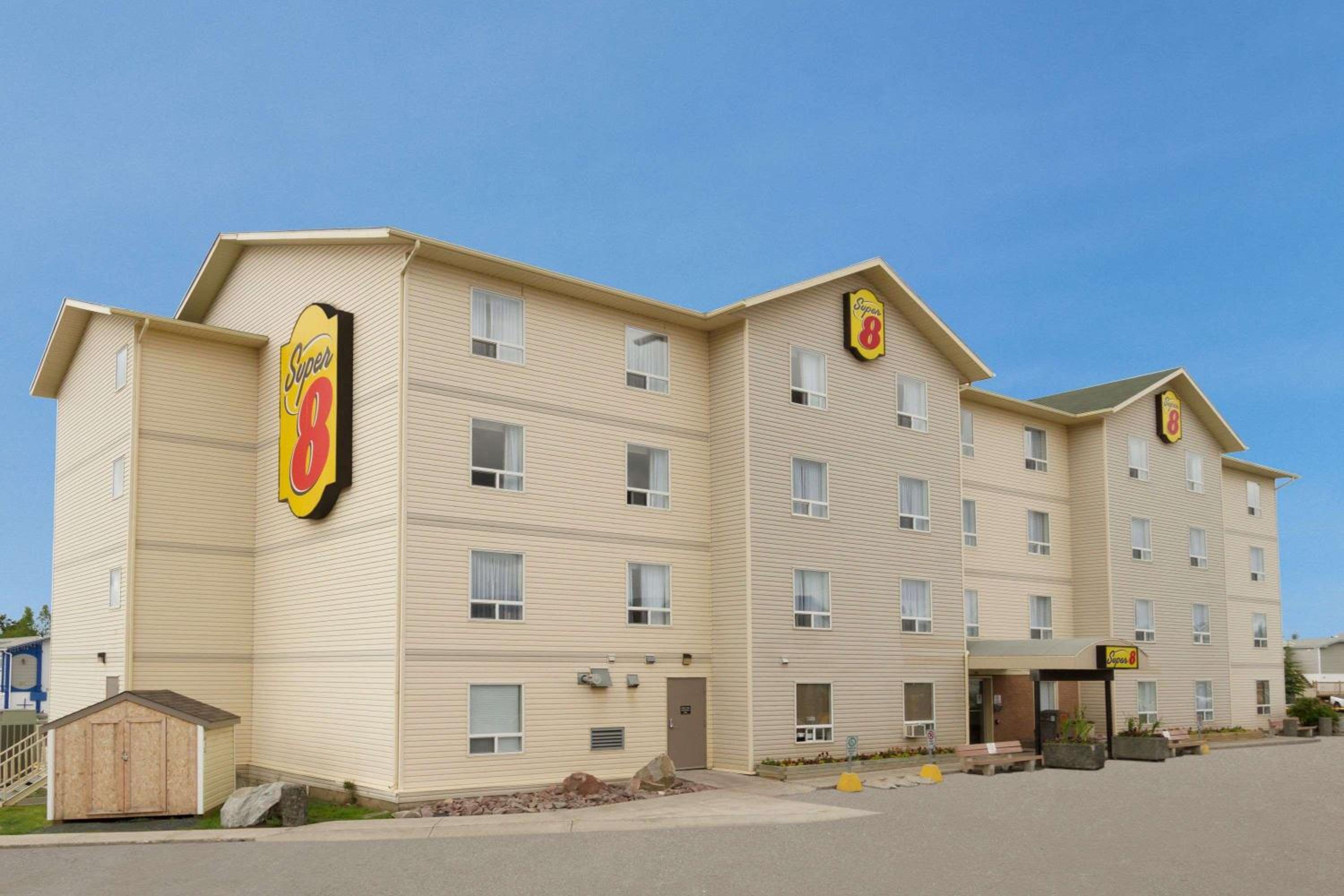 Super 8 by Wyndham Yellowknife 3/39