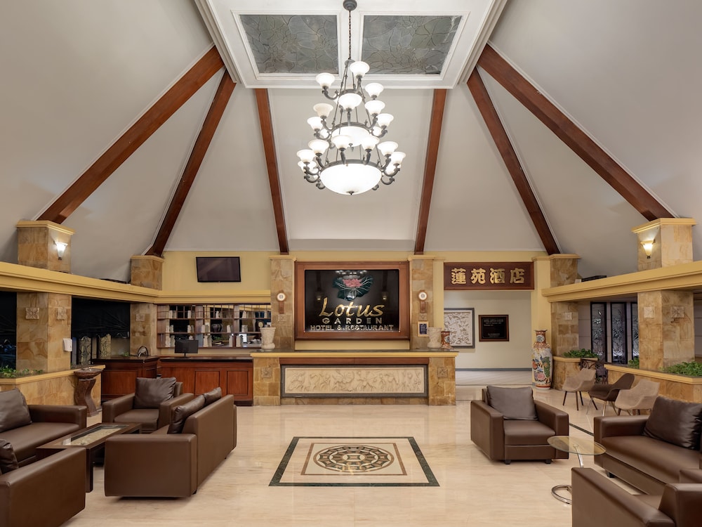 Lotus Garden Hotel 6/43
