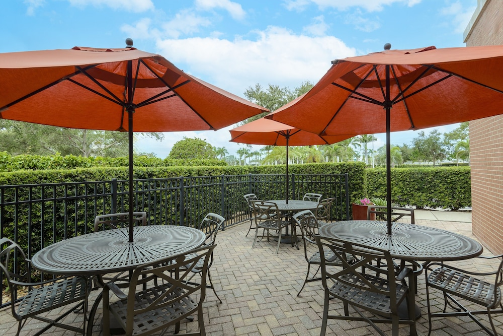 Hyatt Place Sarasota Bradenton 42/65