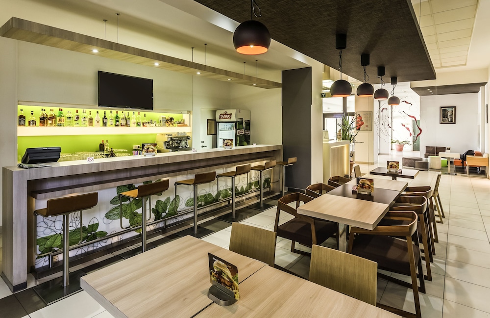 Ibis Tlemcen 31/50