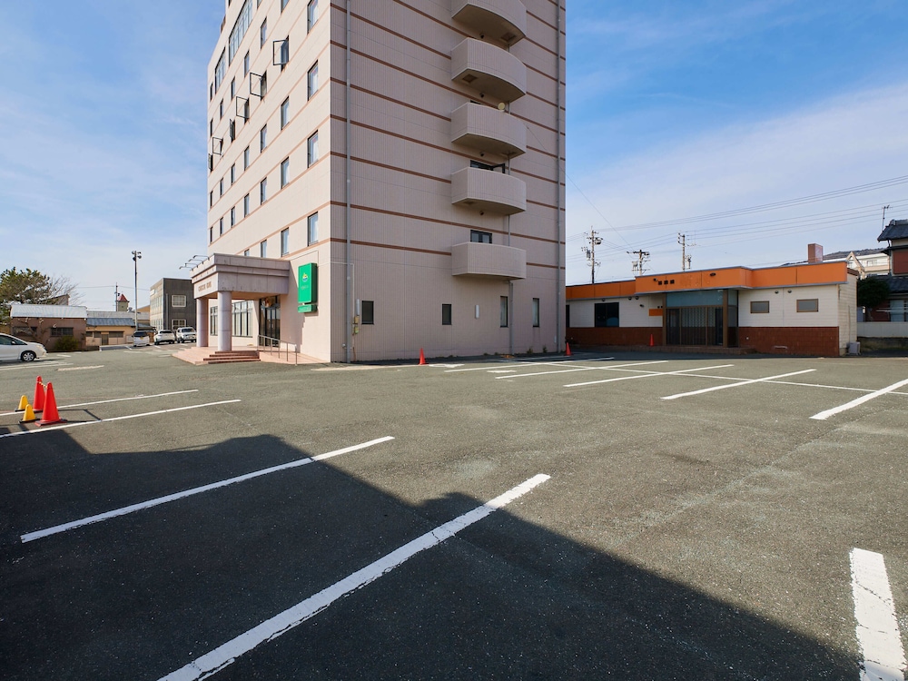Gamagori Hotel 48/56