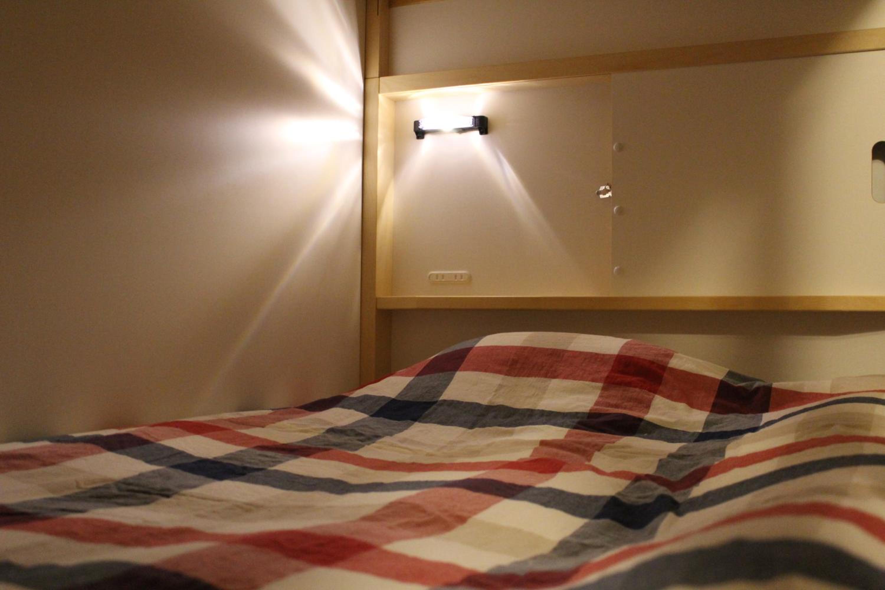 Female Dorm, 12 Beds, Shared Bathroom