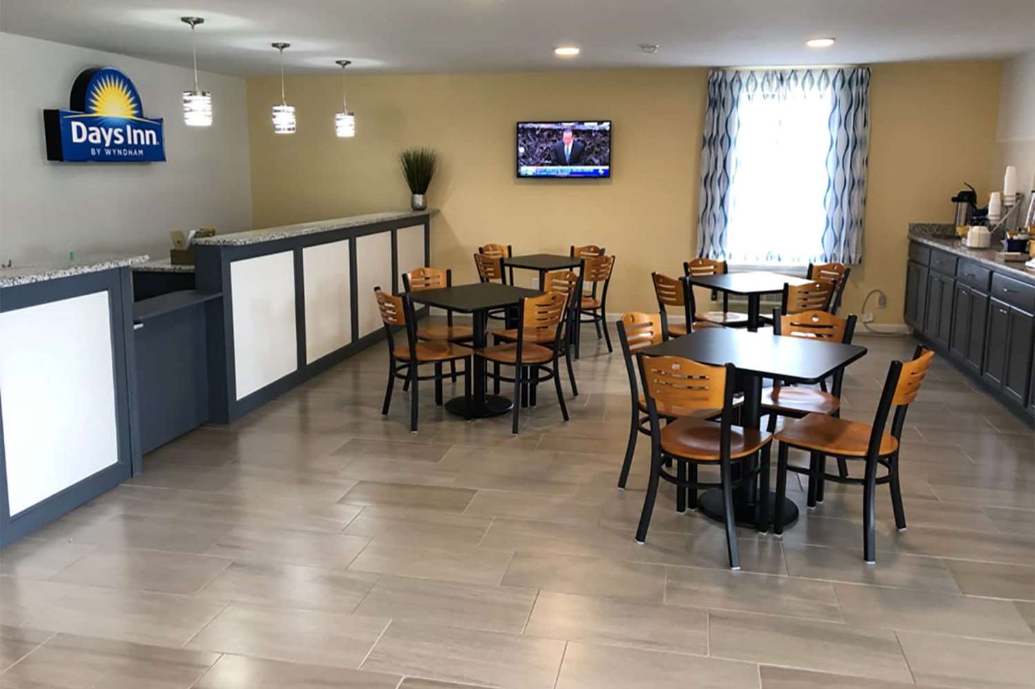 Days Inn by Wyndham Cape Carteret near Emerald Isle 7/13