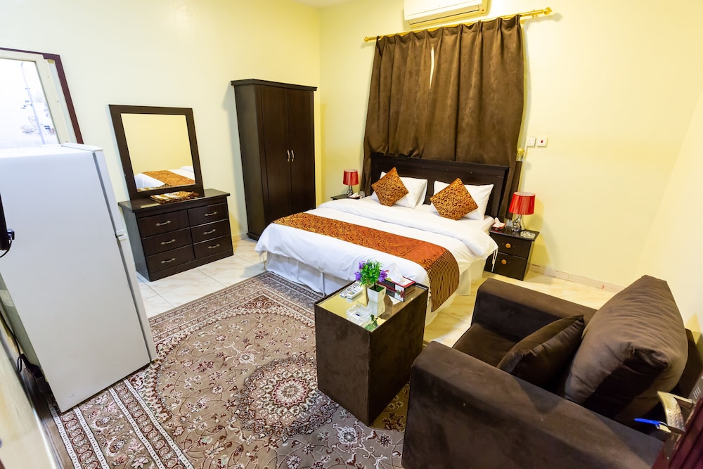 العييري للوحدات السكنية 4(Al Eairy Furnished Apartments - Al Bahah 4) 25/40