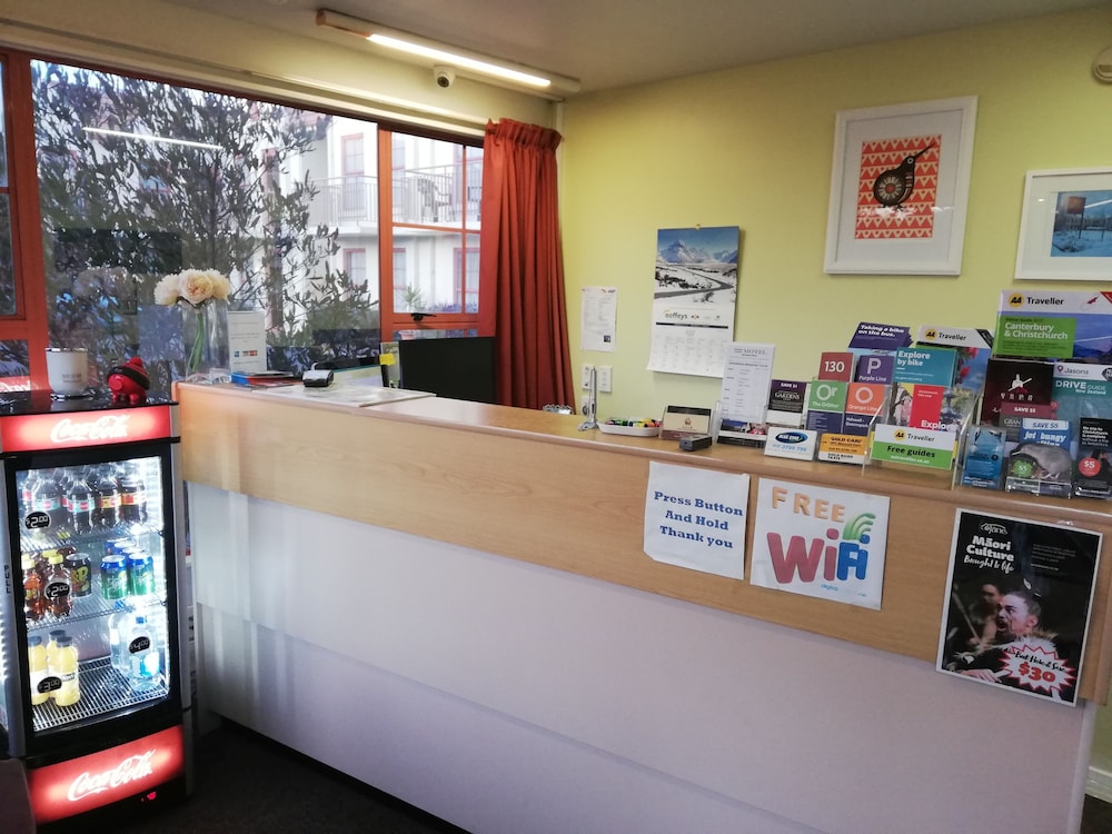 Addington Stadium Motel 2/38