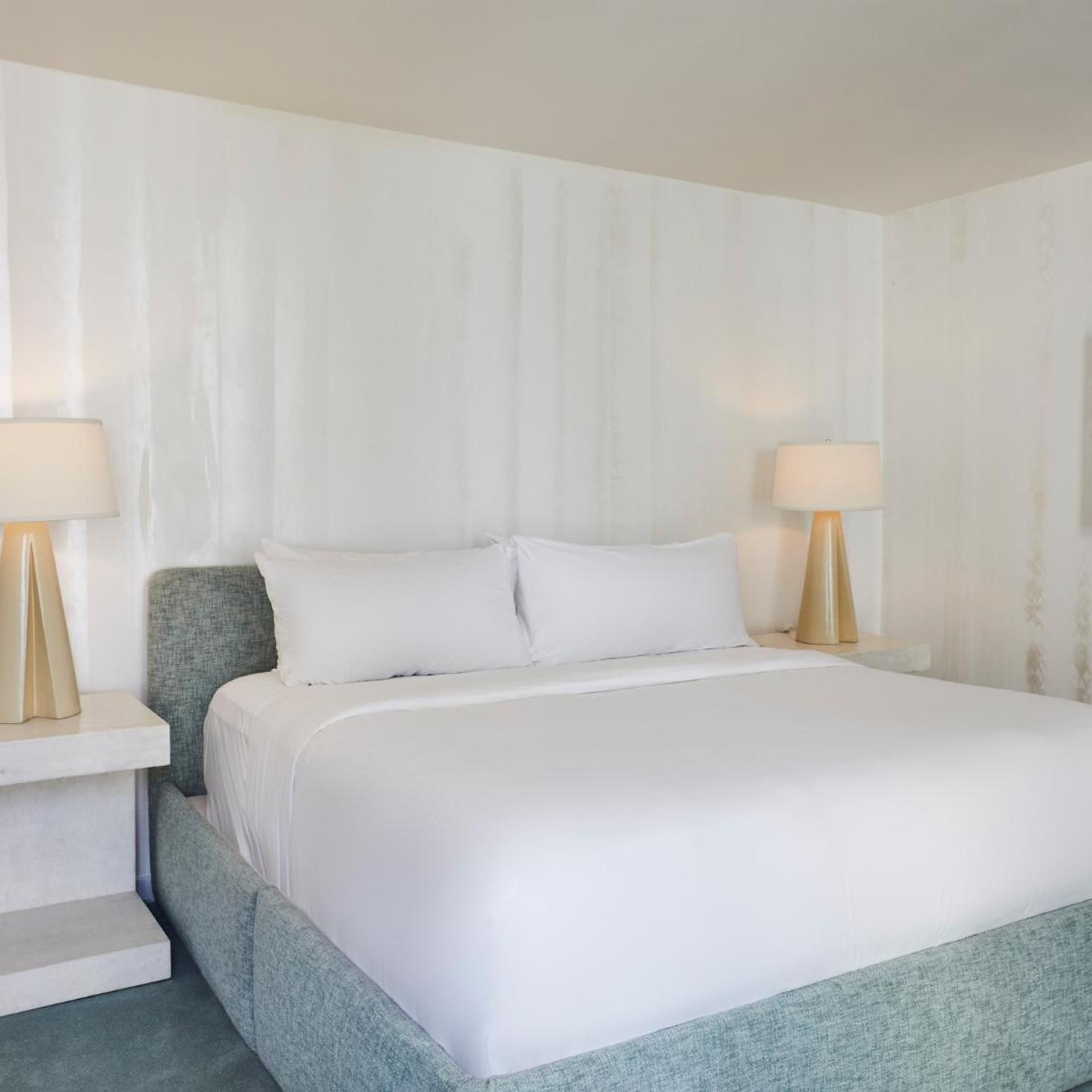 Classic, King Bed, Beverly Building